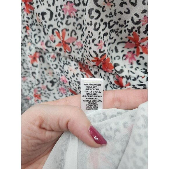 Womens Floral & Leopard Print Ruffle Blouse 18/20W EST. 1946 Polyester Button Ba - Picture 4 of 6